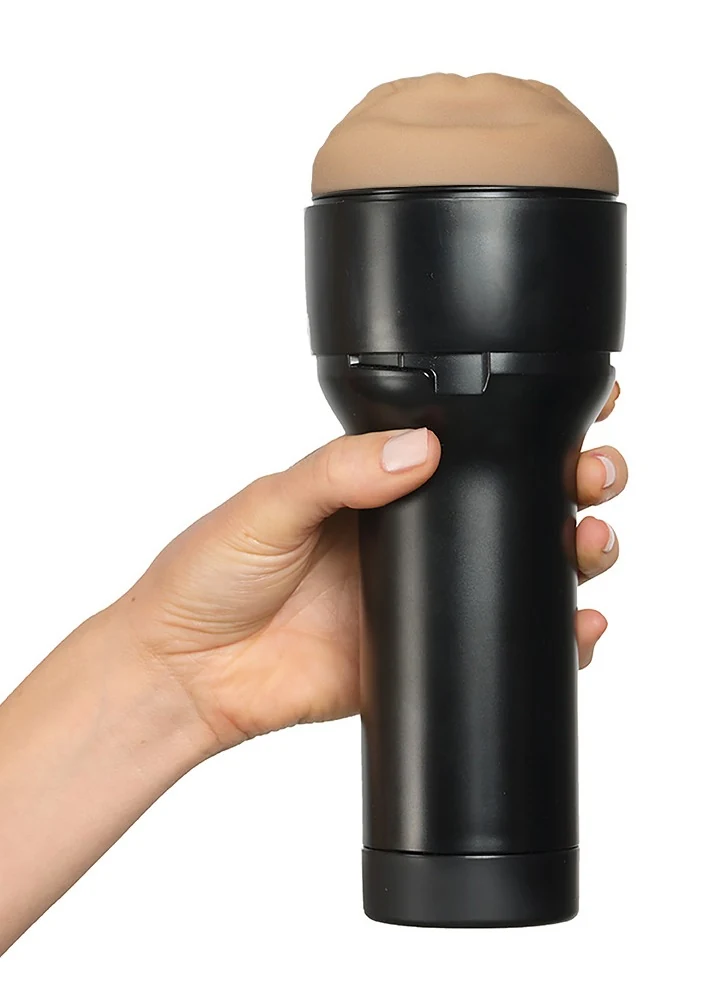 Kiiroo FeelVictoria June Mouth masturbator