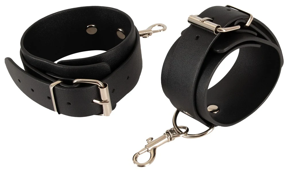 Bad Kitty Harness with Cuffs bondage fesseln